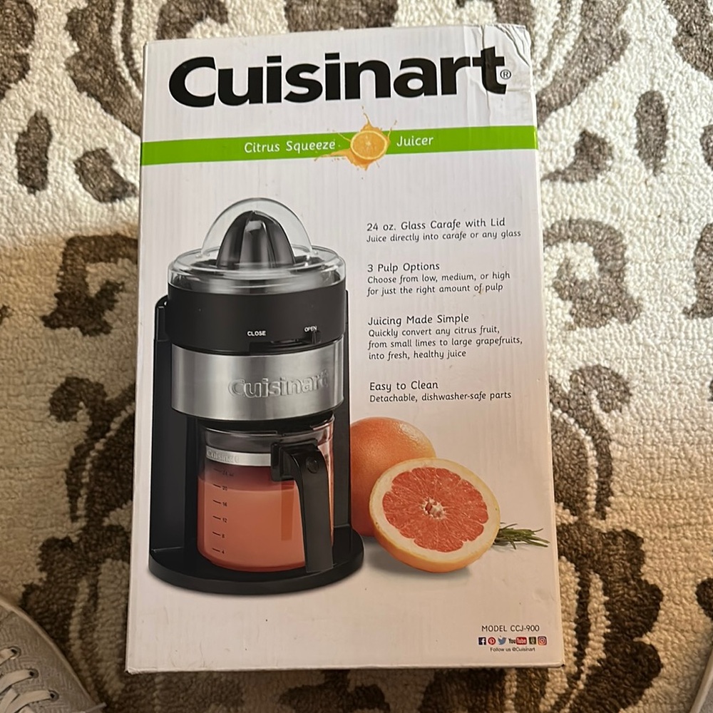 Cuisinart Citrus Juicer - Black